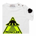 31885-moncler_tshirt_bianca_logo_bimbo_neona-3.jpg